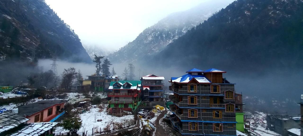 Triumph Bed And Breakfast And Cafe Kasol Exterior foto